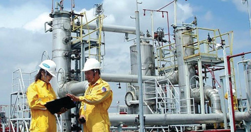 “Đón sóng” cổ phiếu dầu khí