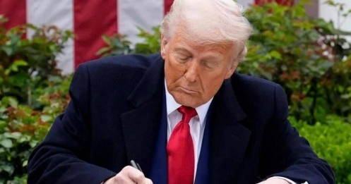 Cuộc chiến thuế quan của Trump 2025: Cơn địa chấn với thị trường hàng hóa toàn cầu