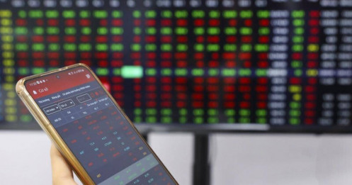 9 doanh nghiệp mất hơn 1 tỷ USD vốn hóa trên sàn