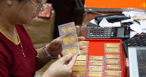 Chạm kỷ lục 106 triệu đồng/lượng, giá vàng còn tăng đến đâu?