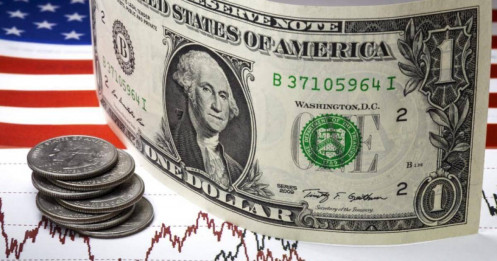 Quỹ đầu tư lớn quay lưng với đồng USD, ồ ạt bán ra với giá rẻ
