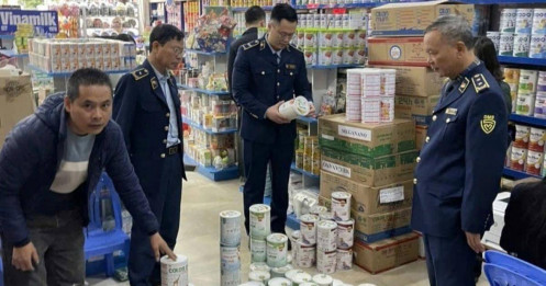 Chiết khấu cao, thưởng vàng hấp dẫn: Lòng tham tiếp tay cho sữa giả lan rộng