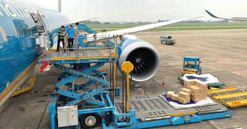 Ẩn số lớn của SCS: Dù định giá hấp dẫn, tương lai vẫn mờ mịt