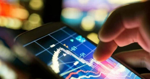 “Siêu trụ” trở lại kéo VnIndex vượt 1.220 điểm