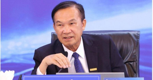 Ông Dương Công Minh: Sacombank sẽ tiếp tục cắt giảm nhân sự