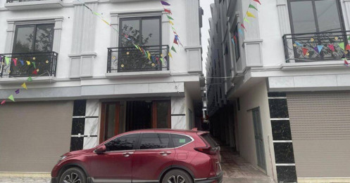 Người mua choáng váng khi nhà đất tăng cả trăm triệu đồng mỗi căn