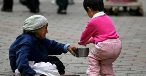 Tổ Tiên nhắc nhở: 'Câu này nếu mở miệng nói ra, cả đời nghèo hèn, khó thành đạt'