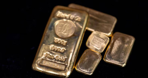 Vàng giảm khi lo ngại về chiến tranh thương mại lắng xuống, dữ liệu của Hoa Kỳ được chú ý