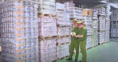 Hàng giả lộng hành: Loạt vụ việc mới bị phanh phui gây sốc