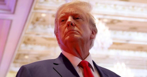 Tổng thống Trump nổi giận đùng đùng, lập tức gọi điện cho ông chủ Amazon vì một điều