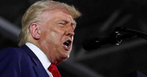 Ông Trump đổ lỗi cho ông Biden khi kinh tế Mỹ chững lại