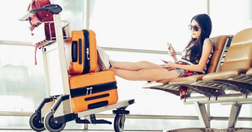 Giới trẻ chấp nhận 'chìm trong nợ' để đi du lịch