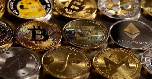 Fed chưa ra tay, Bitcoin đã "trượt nhịp"