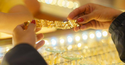 Giá vàng 2025: Xu hướng tăng mạnh và định hướng điều hành của Việt Nam