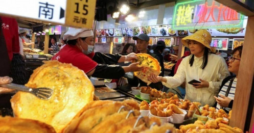 Người Trung Quốc chi trung bình gần 80 USD cho kỳ nghỉ 1/5