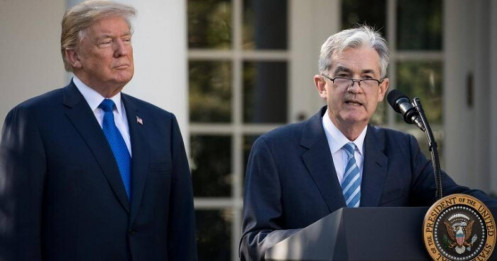 "Cuộc chiến" lãi suất của Trump: Cần nhiều hơn là sa thải ông Powell
