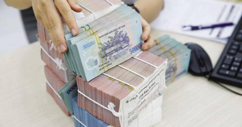 Lãi suất huy động giảm, ‘kho tiền' của ngân hàng biến động ra sao?