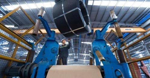 Người thân của sếp lớn Hòa Phát bán ra một nửa số cổ phiếu HPG đang nắm giữ