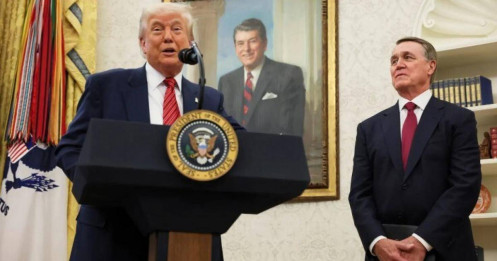Ông Trump khẳng định cứng rắn về thuế quan với Trung Quốc trước thềm đàm phán thương mại