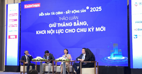 Chuyên gia UOB: Rất khó để Mỹ quay trở lại sản xuất giày dép hay lắp ráp iPhone