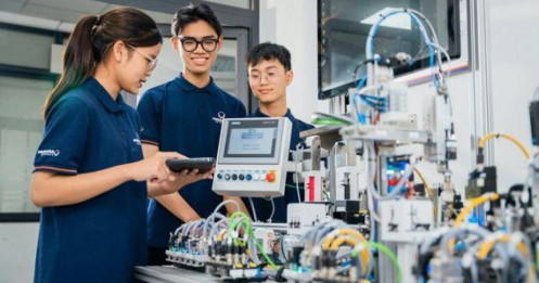 Chạy đua giáo dục AI - Bài học cho Việt Nam