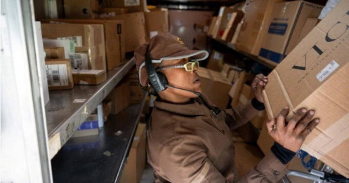 Mỹ giảm hơn một nửa thuế nhập khẩu kiện hàng nhỏ từ Trung Quốc