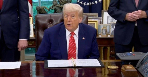 Ông Trump nói đàm phán thương mại với châu Âu “khó chịu” hơn với Trung Quốc, khẳng định đối tác sẽ phải nhượng bộ vì Mỹ nắm trong tay mọi lá bài