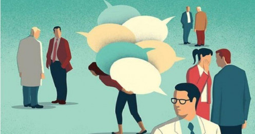 Làm 5 điều dại dột này chốn đông người, bạn chắc chắn sẽ bị coi là EQ thấp