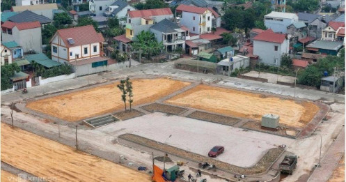 Nhà đầu tư mất tiền tỷ vì 'lướt sóng' đất vùng ven