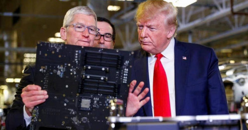 Ông Trump không hài lòng với Tim Cook