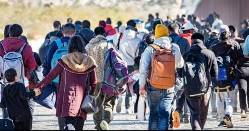 Mỹ tổ chức chuyến bay tự nguyện hồi hương