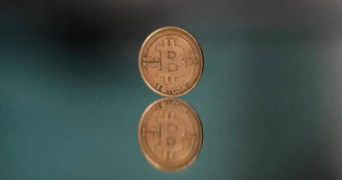 Bitcoin vượt đỉnh lịch sử