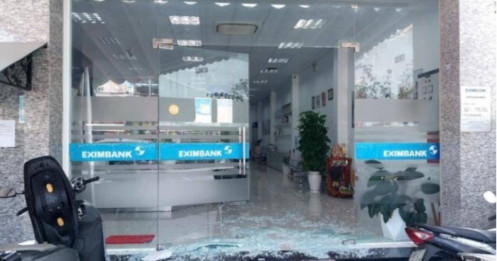Eximbank lên tiếng về vụ xông vào phòng giao dịch cướp rổ tiền ở TP Vũng Tàu