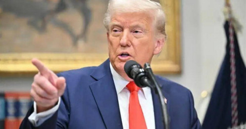 Luật thuế mới của Trump: Tăng tốc kinh tế hay bom nợ? Thị trường chứng khoán phản ứng ra sao ?