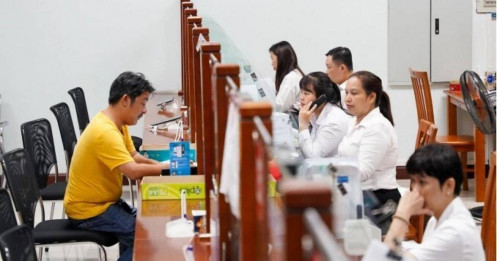 Thủ tướng yêu cầu 100% thủ tục liên quan doanh nghiệp làm trực tuyến