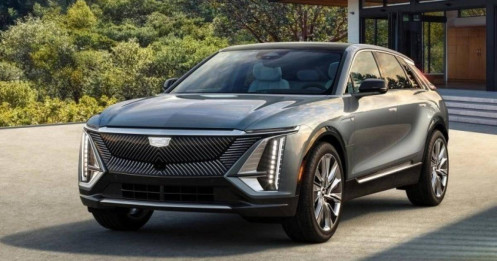 Cadillac 'cướp' khách hàng xe điện của Tesla