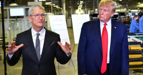 Ông Donald Trump lại đưa ra lời đe dọa với iPhone