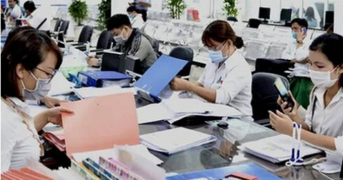 Bộ Chính trị yêu cầu hoàn tất sắp xếp cấp xã trước 15/7, cấp tỉnh trước 15/8/2025