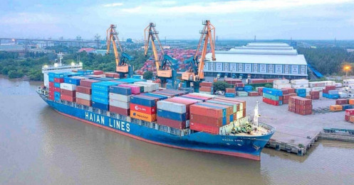 “Mùa vàng” từ cổ phiếu cảng biển