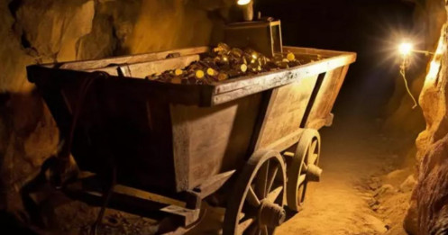 Tòa án Mỹ bác bỏ thuế quan của Trump: Tâm lý trú ẩn suy yếu, giá vàng điều chỉnh