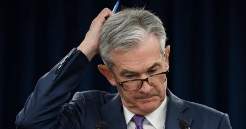 Thế khó của Fed: Giữ giá hay giữ việc?