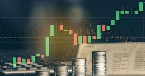 Dòng tiền luân chuyển qua các nhóm ngành