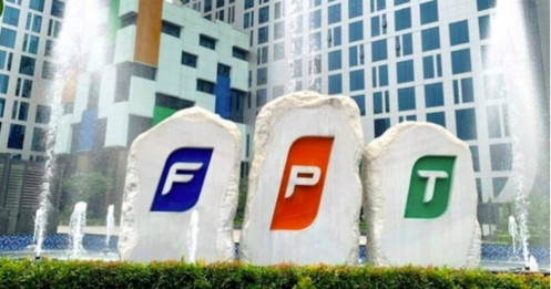 FPT dự kiến phát hành hơn 222 triệu cổ phiếu để tăng vốn