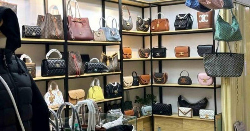 Phơi bày chiêu trò sau cơn sốt hàng rẻ ở Saigon Square