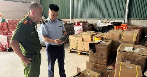 Hà Nội: "Tổng tấn công" buôn lậu, hàng giả – không chỉ phạt tiền