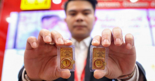 Giá vàng hôm nay 30/5: Tăng vọt sau báo cáo việc làm tại Mỹ