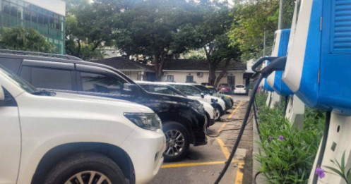 Giá điện riêng với trạm, trụ sạc xe điện, cao nhất gần 4.300 đồng/kWh