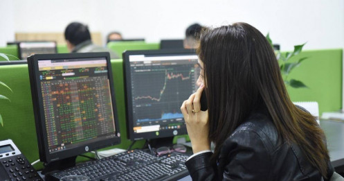 Chứng khoán 3/6/2025: Kéo bank vượt đỉnh?