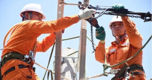 Nắng nóng gay gắt, miền Bắc lại 'ngốn điện' kỷ lục