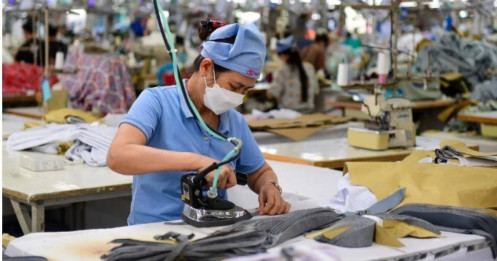 OECD: Tăng trưởng GDP Việt Nam chậm lại, cảnh báo nhiều rủi ro phía trước